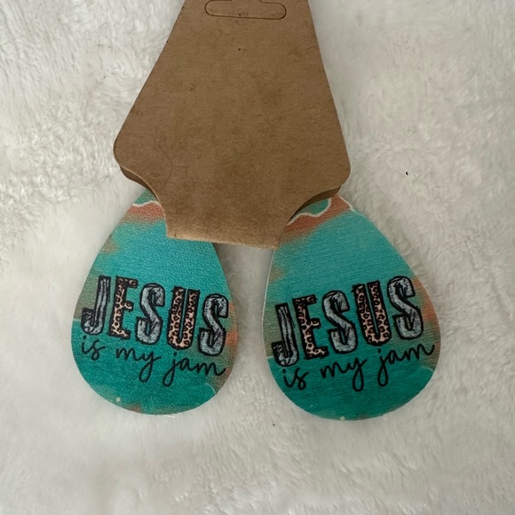 Festive earring bundle - Picture 8 of 10